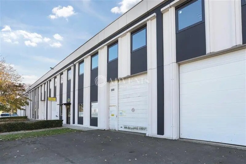 Industriel/Logistique dans VILLENEUVE-D'ASCQ à louer - Photo de l’immeuble – Image 2 sur 5