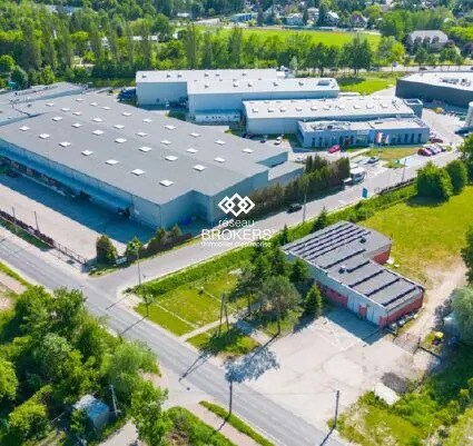 Industriel/Logistique dans Chennevières-lès-Louvres à vendre - Photo de l’immeuble – Image 2 sur 3