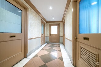 1538 Rue Sherbrooke O, Montréal, QC à louer Photo intérieure– Image 1 sur 5