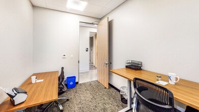 8701 W Highway 71, Austin, TX à louer Photo intérieure– Image 1 sur 2