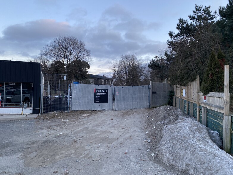 3073 Kingston Rd, Toronto, ON à louer - Photo de l’immeuble – Image 3 sur 4