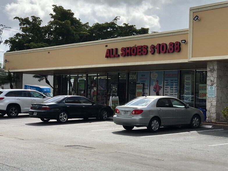 3200-3226 W Hillsboro Blvd, Deerfield Beach, FL à louer - Photo de l’immeuble – Image 3 sur 5