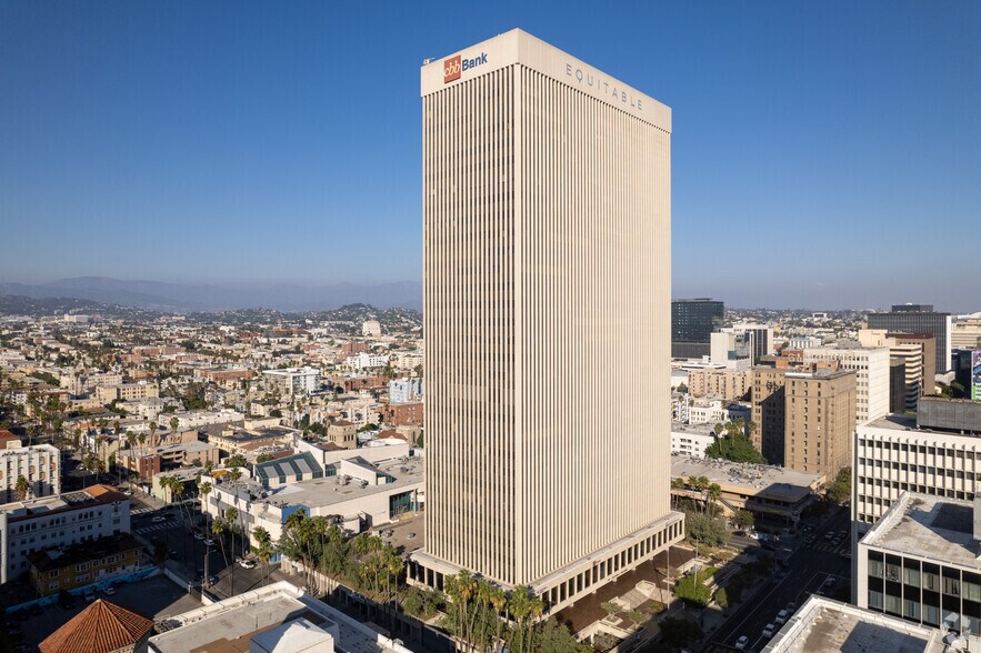 3435 Wilshire Blvd, Los Angeles, CA à louer - Photo principale – Image 1 sur 11