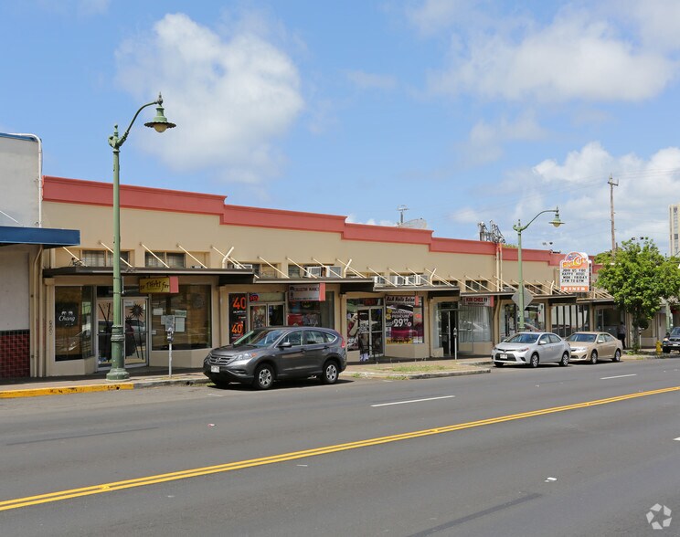 3571 Waialae Ave, Honolulu, HI à louer - Photo de l’immeuble – Image 1 sur 6