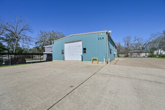 Plus de détails pour 314 E Walker St, League City, TX - Industriel/Logistique à louer