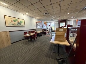 1130 Perry Hwy, Pittsburgh, PA à louer Photo intérieure– Image 2 sur 5