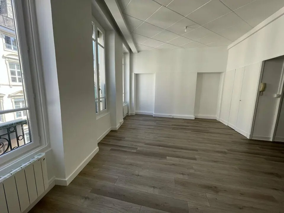 Bureau dans Lyon à louer Photo intérieure– Image 1 sur 8