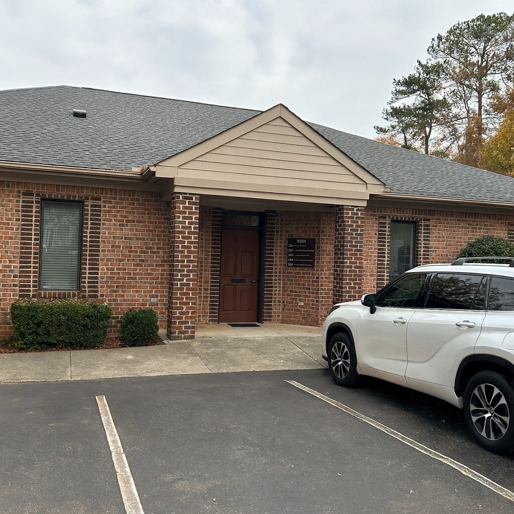 8354 Six Forks Rd, Raleigh, NC à louer Photo de l’immeuble– Image 1 sur 6