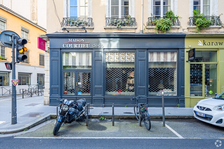 Local commercial dans Lyon à louer - Photo de l’immeuble – Image 3 sur 5