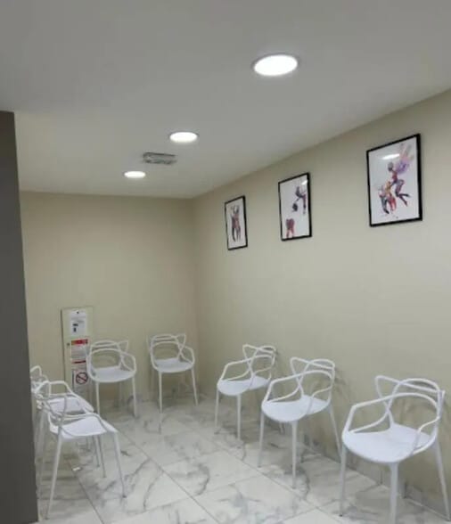 Bureau dans Viroflay à louer - Photo intérieure – Image 2 sur 9