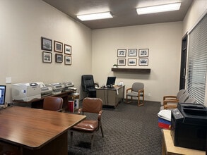 250 W Center St, Provo, UT à louer Photo intérieure– Image 2 sur 5