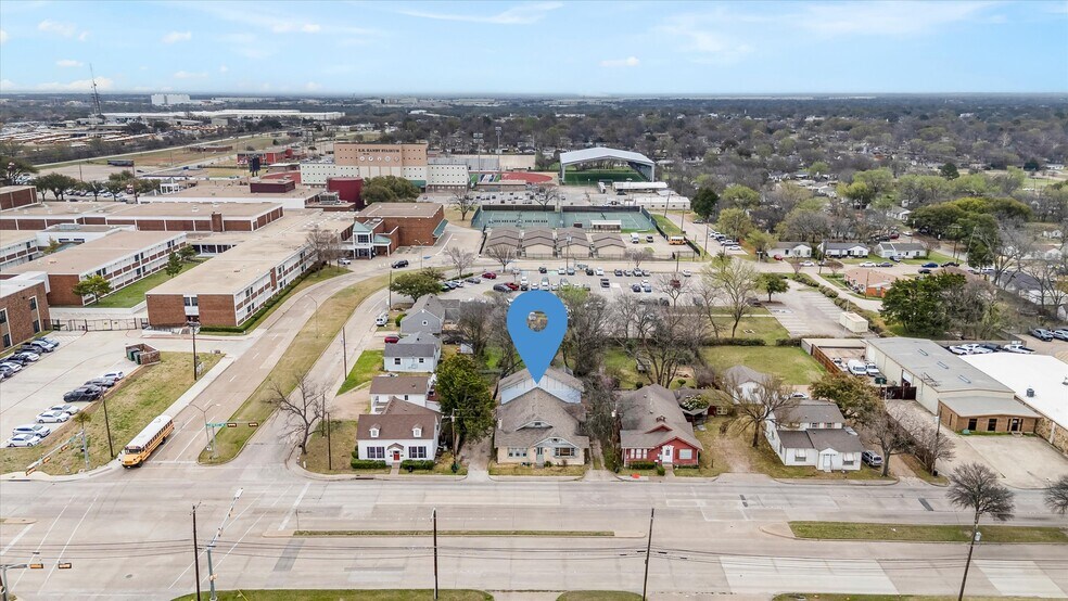 406 S Bryan Belt Line Rd, Mesquite, TX à vendre - Photo de l’immeuble – Image 1 sur 5