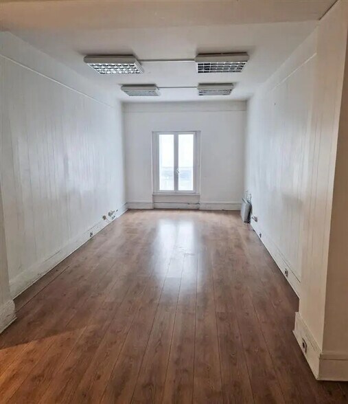 Bureau dans Paris à louer - Photo de l’immeuble – Image 3 sur 6