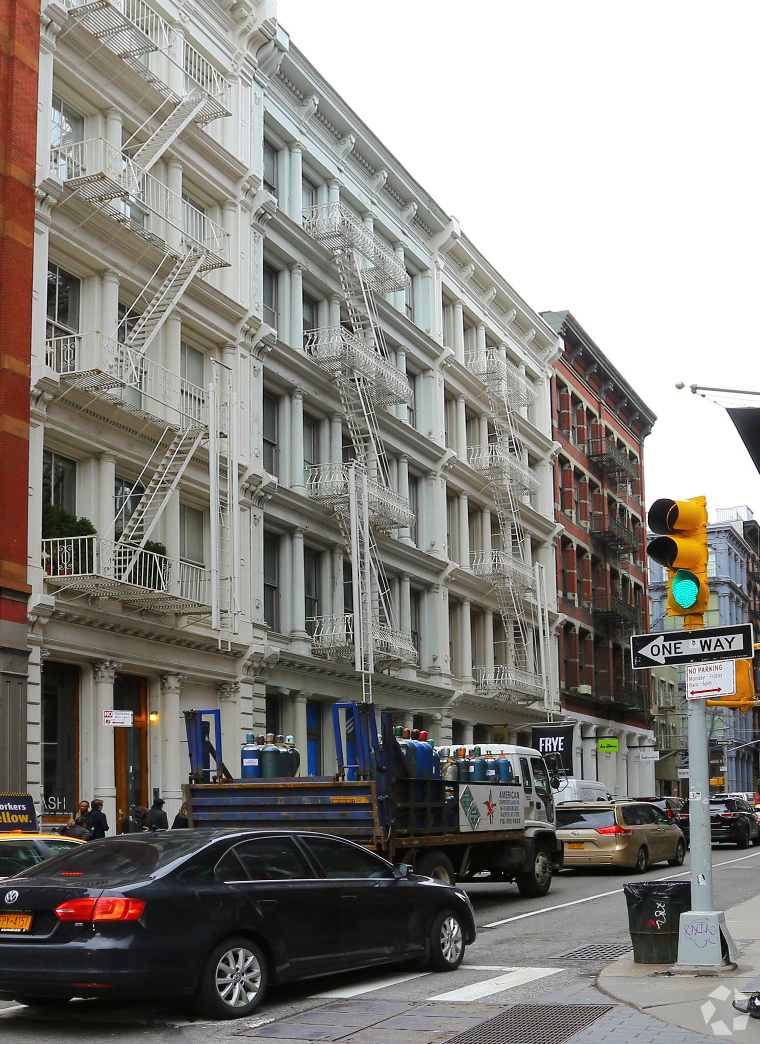 115-117 Spring St, New York, NY à louer Photo principale– Image 1 sur 9