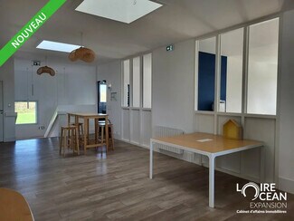 Plus de détails pour Bureau à louer