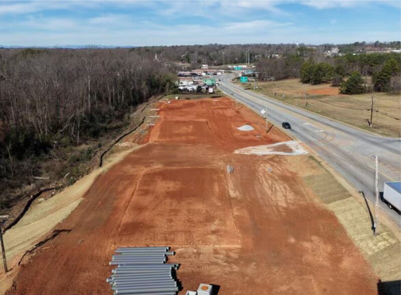 4696 Augusta Rd, Greenville, SC à louer - Photo de l’immeuble – Image 2 sur 3