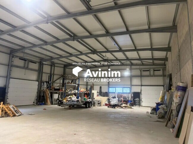 Plus de détails pour Industriel/Logistique à louer