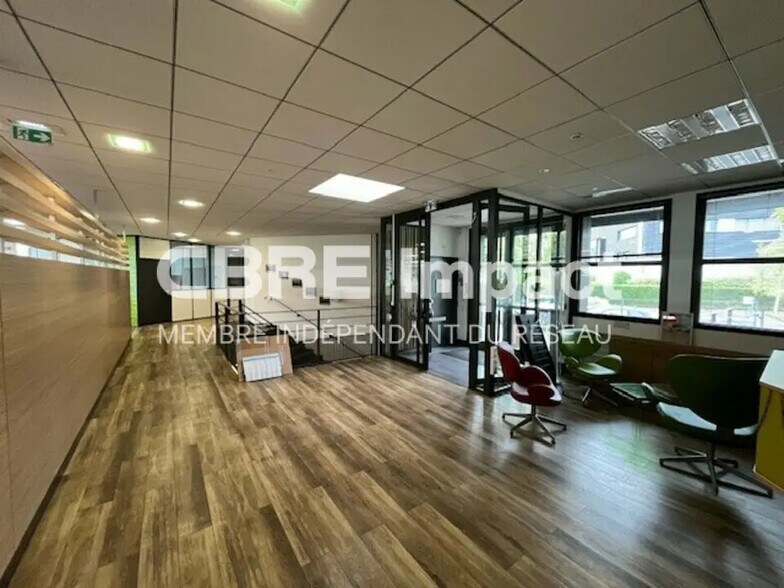 Bureau dans Reims à louer - Photo de l’immeuble – Image 3 sur 8