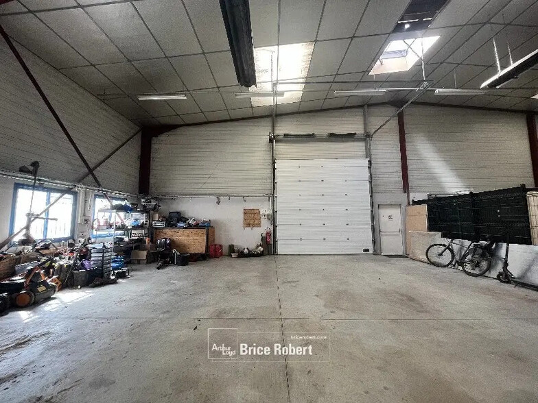 Bureau dans Chassieu à louer - Photo intérieure – Image 2 sur 4