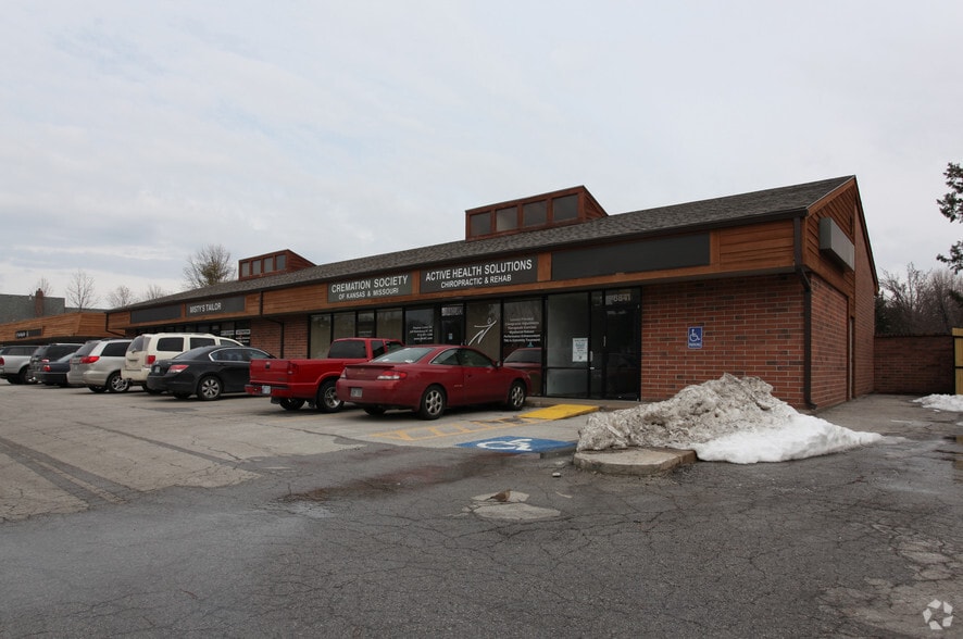 8823-8841 Roe Ave, Prairie Village, KS à louer - Photo principale – Image 2 sur 2