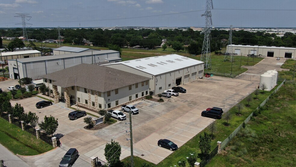 6110 Thomas Rd, Houston, TX à vendre - Photo de l’immeuble – Image 3 sur 33