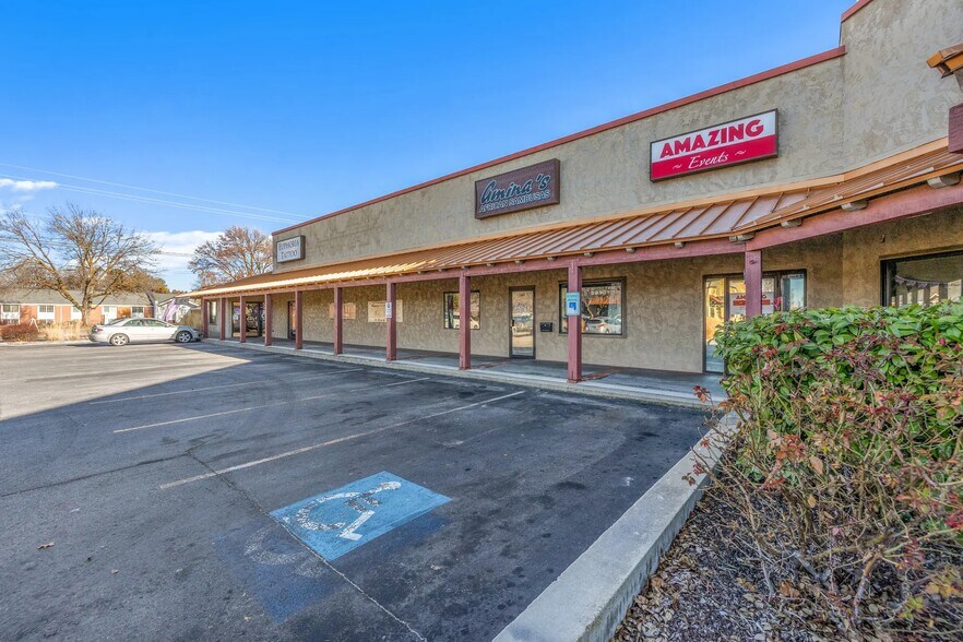 6555 W Overland Rd, Boise, ID à louer - Photo de l’immeuble – Image 3 sur 5