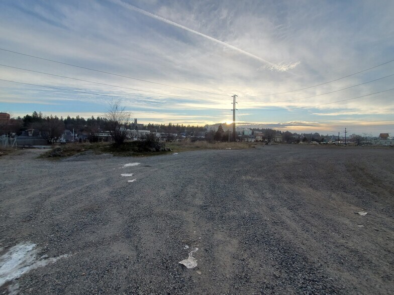 334 S Grant St, Spokane, WA à louer - Photo de l’immeuble – Image 2 sur 2