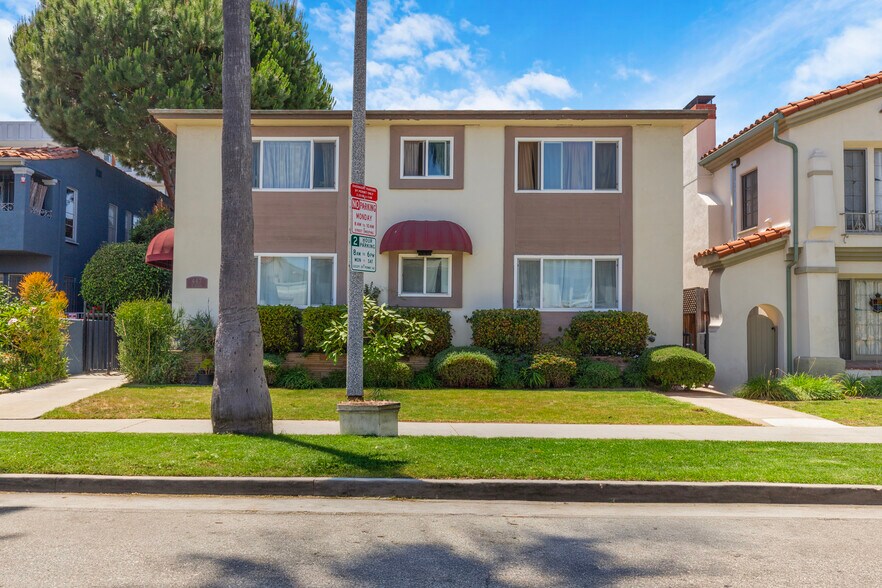 447 S Palm Dr, Beverly Hills, CA à vendre - Photo de l’immeuble – Image 1 sur 26