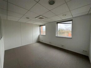 Bureau dans Chevilly-Larue à vendre Photo intérieure– Image 2 sur 19
