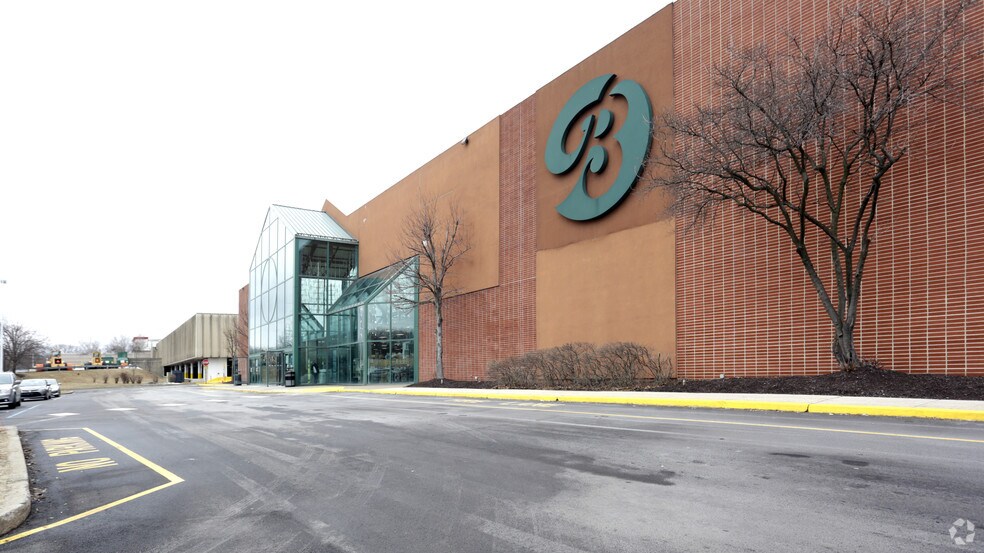 106 Laurel Mall Dr, Hazleton, PA à louer - Photo principale – Image 2 sur 11