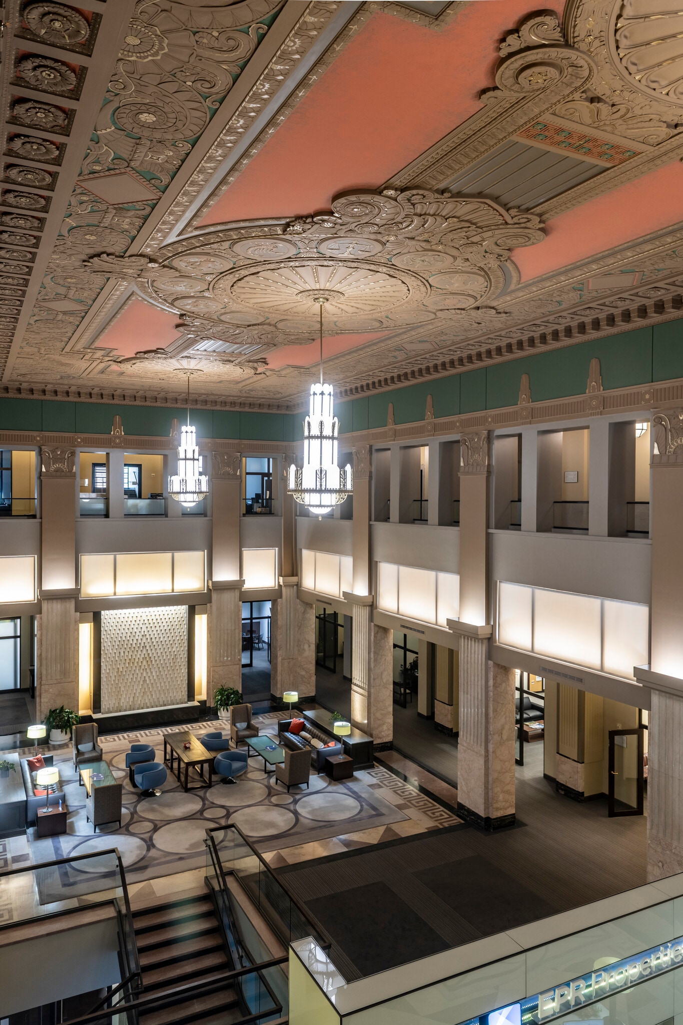 909 Walnut St, Kansas City, MO à louer Photo intérieure– Image 1 sur 5