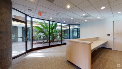 3020 Woodcreek Dr, Downers Grove, IL à louer Numérisation 3D Matterport– Image 1 sur 13