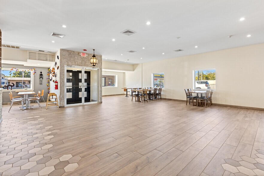 457 Paterson Ave, Wallington, NJ à louer - Photo de l’immeuble – Image 3 sur 35