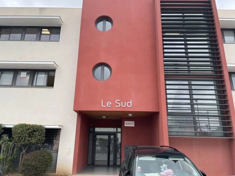 Bureau dans La Valette-du-Var à louer - Photo de l’immeuble – Image 2 sur 9