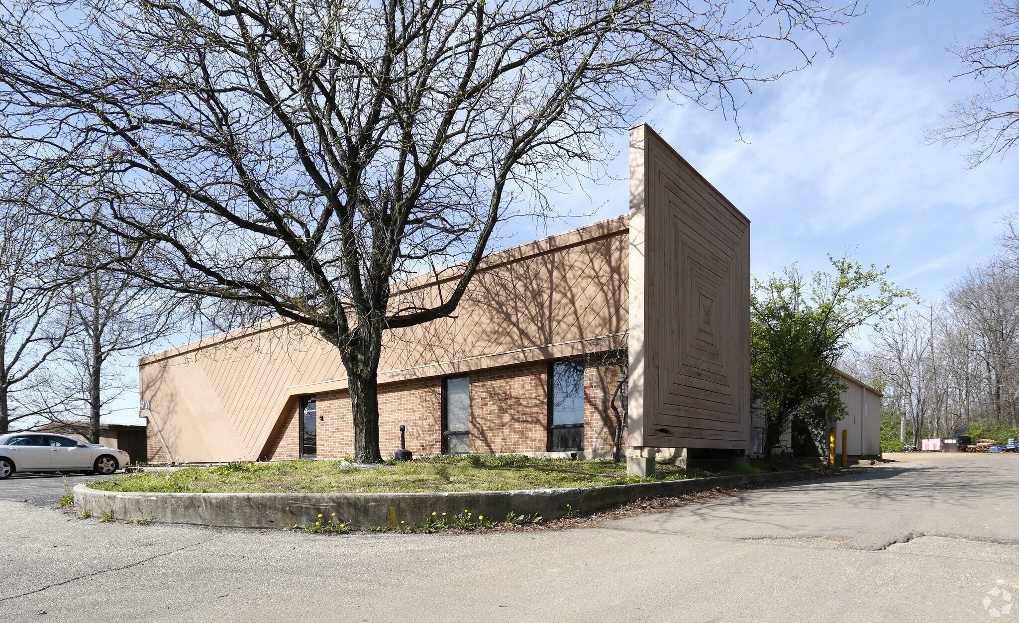 6101 Webster St, Dayton, OH à louer Photo principale– Image 1 sur 5