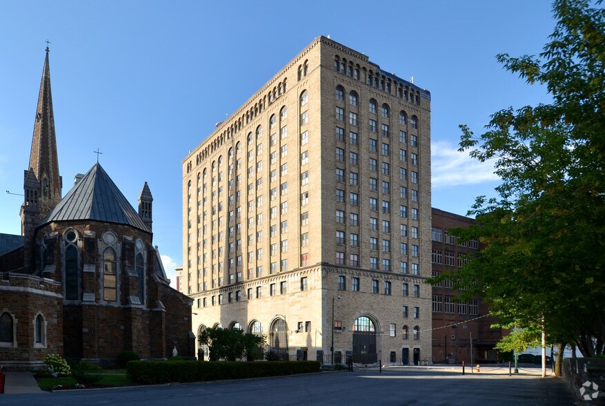 185 Genesee St, Utica, NY à louer - Photo de l’immeuble – Image 3 sur 10