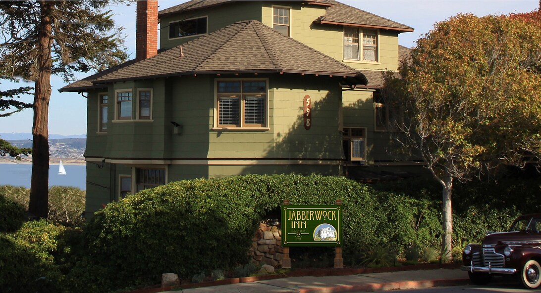 598 Laine St, Monterey, CA à vendre Photo principale– Image 1 sur 14
