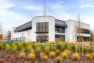 Plus de détails pour 10255 SW Arctic Dr, Beaverton, OR - Local d'activités à louer