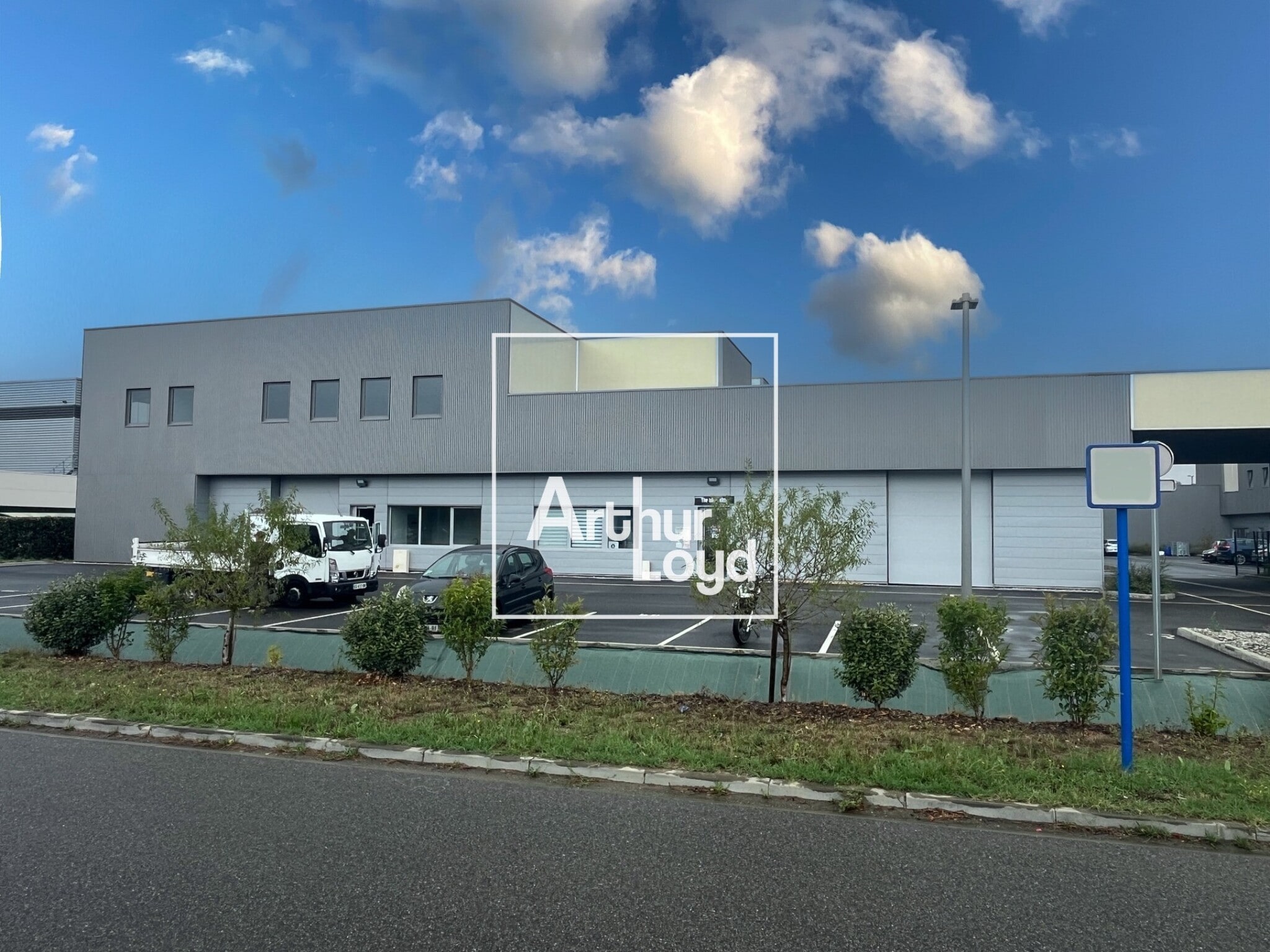 200 Rue De La Montagne Noire, Escalquens à louer Photo de l’immeuble– Image 1 sur 15