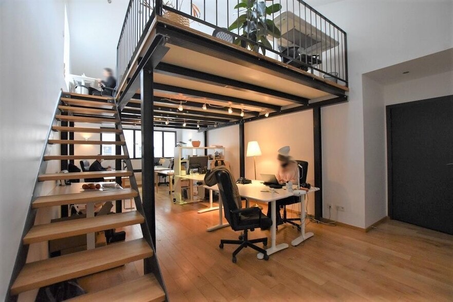 Bureau dans Paris à louer - Photo de l’immeuble – Image 2 sur 8