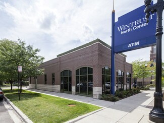 Plus de détails pour 2139 W Irving Park Rd, Chicago, IL - Local commercial à vendre