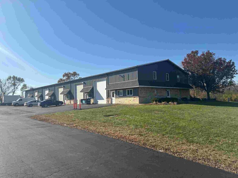 14623 W Edison Dr, New Lenox, IL à louer - Photo de l’immeuble – Image 3 sur 10