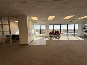 770 The City Dr S, Orange, CA à louer Photo intérieure– Image 2 sur 4