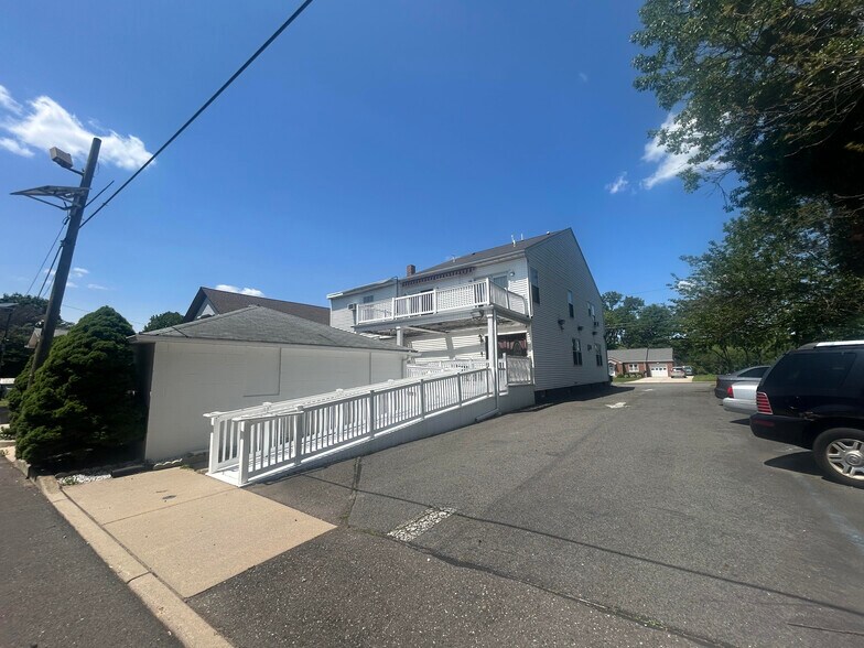 214 W Front St, Florence, NJ à vendre - Photo de l’immeuble – Image 2 sur 5