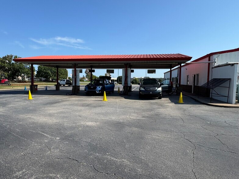 9800 N 119th East Ave, Owasso, OK à vendre - Photo de l’immeuble – Image 3 sur 14