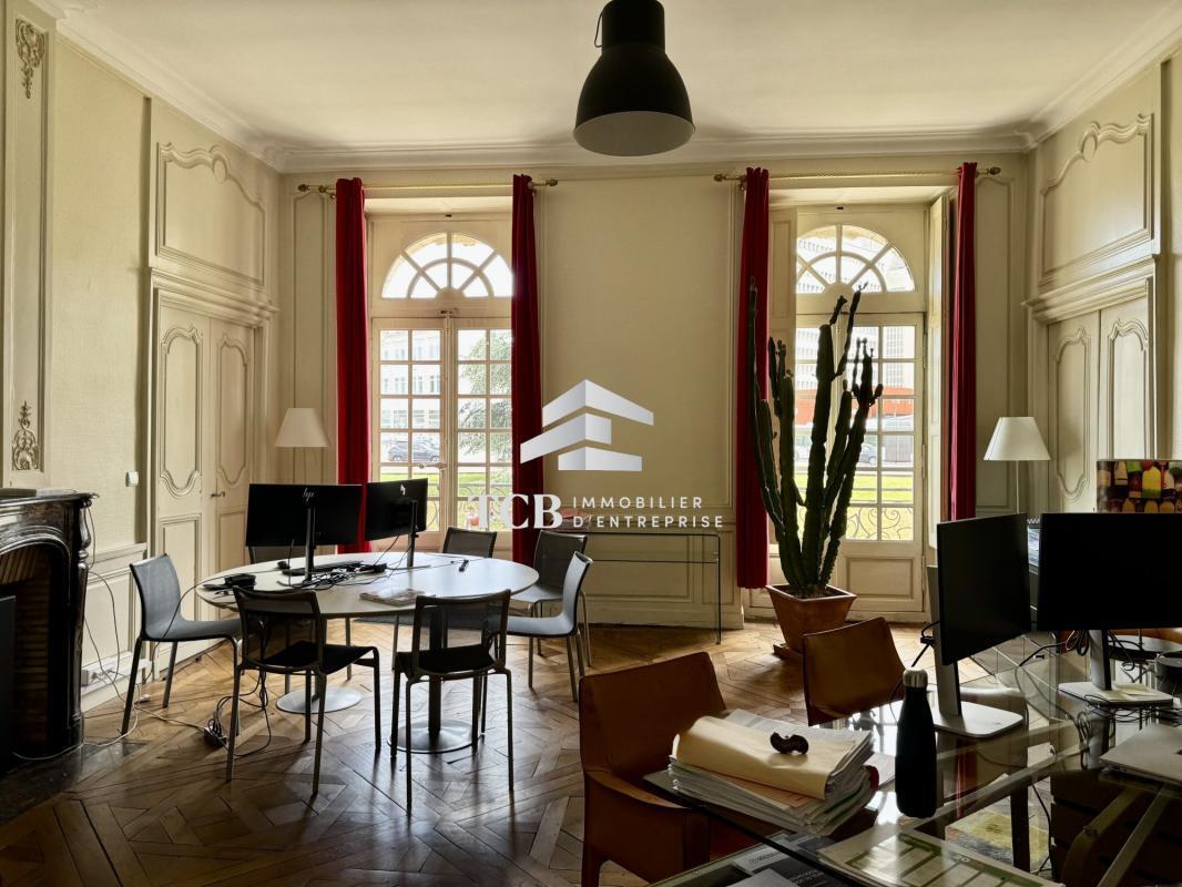 Bureau dans Nantes à louer Photo de l’immeuble– Image 1 sur 10