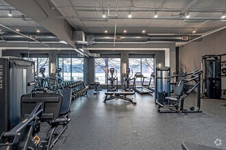 1 Van Der Donck St, Yonkers, NY à louer Photo intérieure– Image 2 sur 9