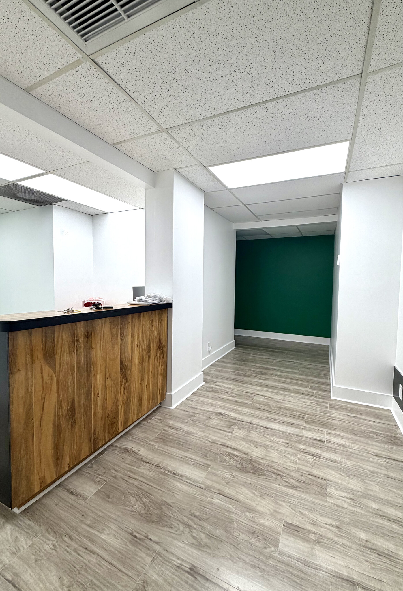 17395 N Bay Rd, Sunny Isles Beach, FL à louer Photo intérieure– Image 1 sur 14