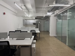 295 Madison Ave, New York, NY à louer Photo intérieure– Image 1 sur 3