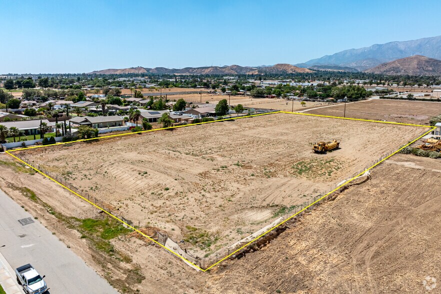 NWQ Charles St. & S. Hathaway St, Banning, CA à vendre - Aérien – Image 3 sur 12
